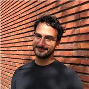 Sono un ingegnere elettronico laureato al politecnico di Torino. Impartisco lezioni di matematica e fisica